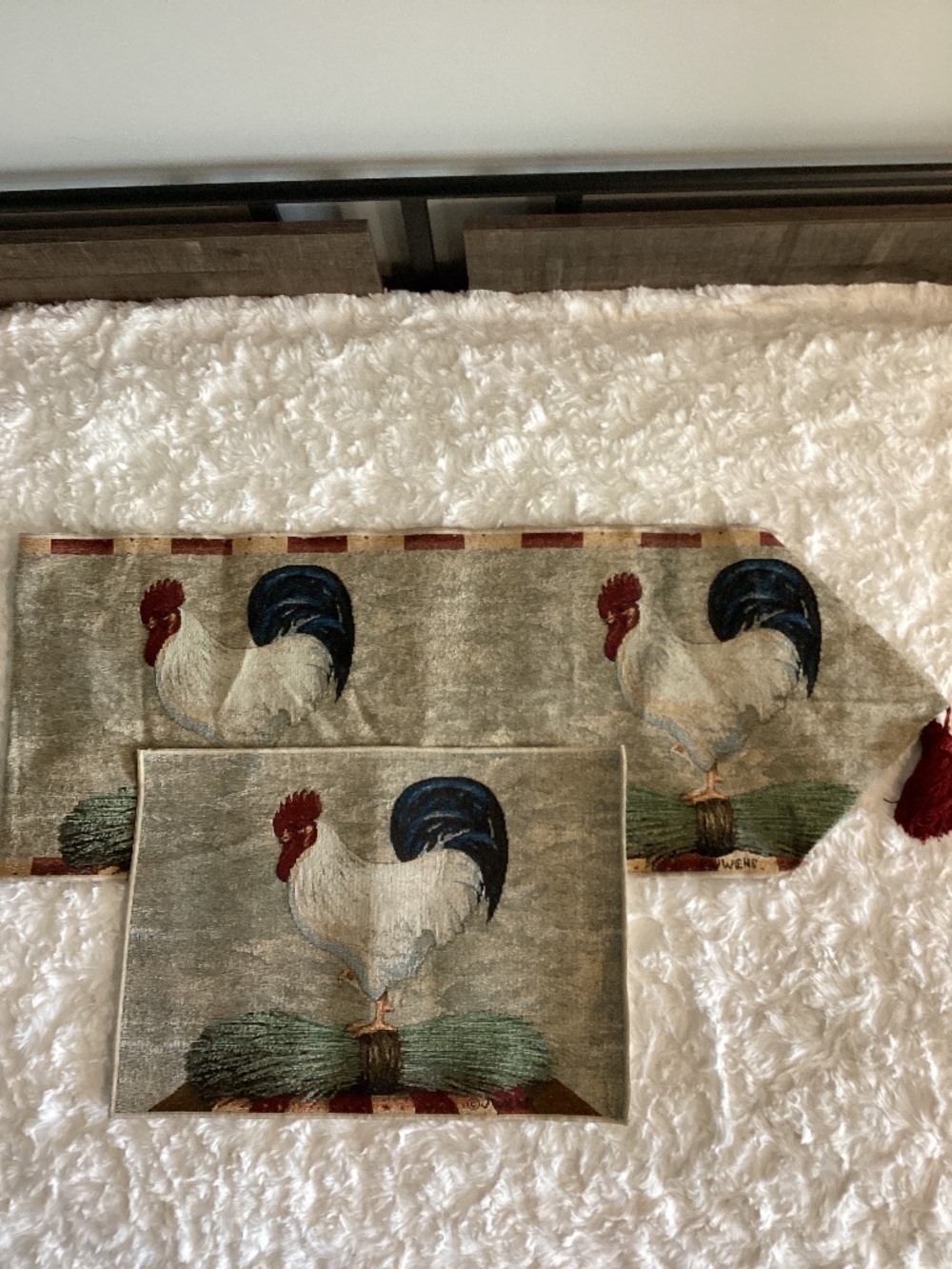Table Runner and Matching Placemat, Rooster Print